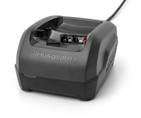 Husqvarna - QC 250 akkumulátor töltő (Akkumulátorok és töltők)